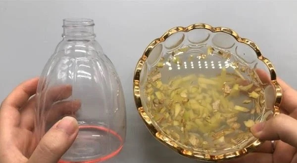 Trộn gừng với thứ bột màu trắng này, công dụng kỳ diệu, giải quyết được nhiều vấn đề trong nhà-2