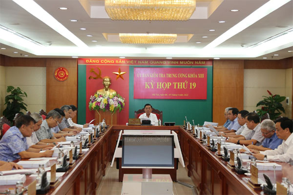 Xem xét kỷ luật Ban cán sự đảng Bộ Giáo dục và Đào tạo nhiệm kỳ 2016 - 2021-1