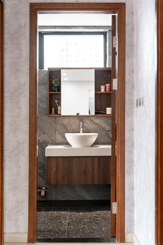 Căn hộ tối giản nhưng vẫn hiện đại và sang trọng, cho cảm giác thông thoáng mà không kém phần trẻ trung, tinh tế-29