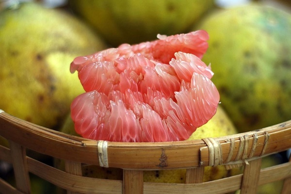 4 nhóm người không nên ăn bưởi vì sẽ tiền mất tật mang-4