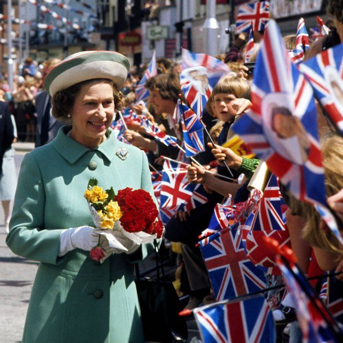 Những điểm nhấn trong cuộc đời Nữ hoàng Anh Elizabeth II-8