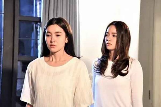 Thấy bát cơm ăn dở của chị gái, tôi nghẹn lòng, đòi bế con về