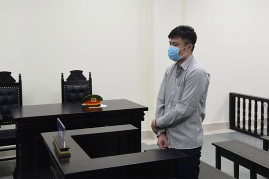 Tú ông điều hành đường dây mại dâm gái ngoại quốc, sex tour cao cấp lĩnh án