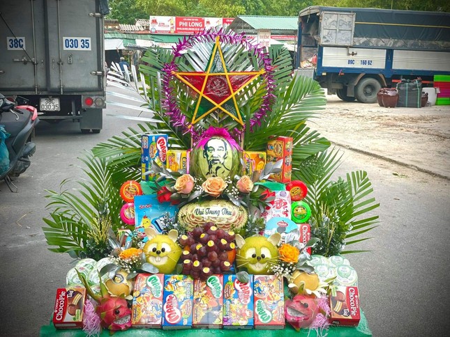 Mâm cỗ Trung thu hút khách, làm xuyên đêm không hết việc-4