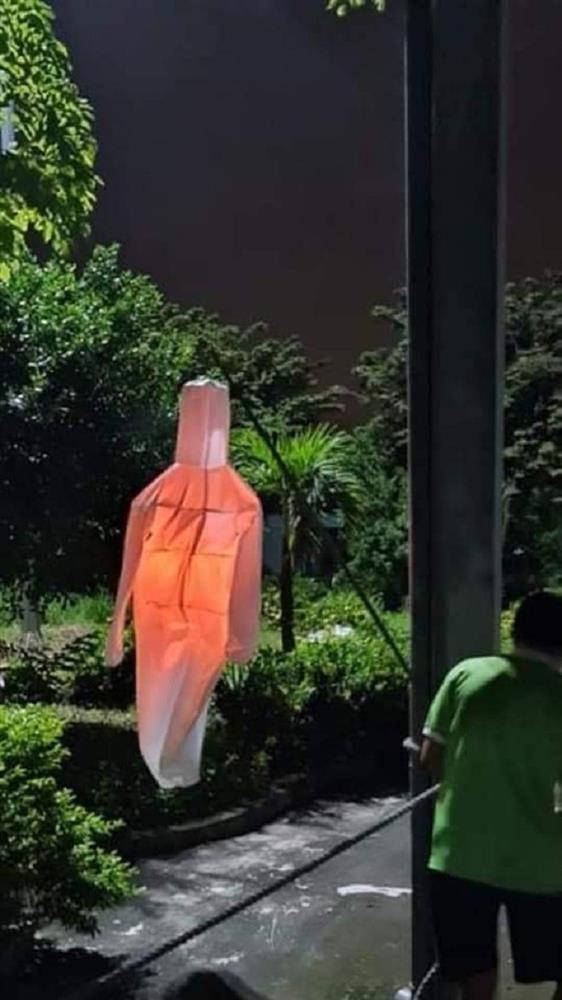 Giật mình với các màn vui đón Trung thu lỡ mang nhầm phong cách rằm tháng 7-5