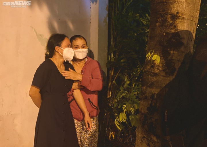 Cháy quán karaoke ở Bình Dương: Còn 8 thi thể chưa xác định được danh tính-2