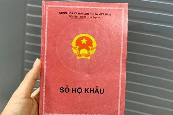 Hà Nội thông tin việc thu hồi sổ hộ khẩu, tạm trú, thay bằng CCCD gắn chíp-1