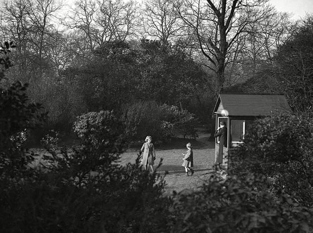 Những ngôi nhà gắn với cuộc đời Nữ hoàng Elizabeth II: Nơi sinh ra không phải là cung điện-7