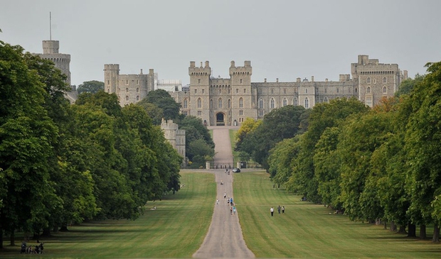 Những ngôi nhà gắn với cuộc đời Nữ hoàng Elizabeth II: Nơi sinh ra không phải là cung điện-9