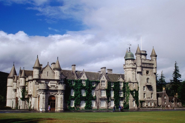 Những ngôi nhà gắn với cuộc đời Nữ hoàng Elizabeth II: Nơi sinh ra không phải là cung điện-18