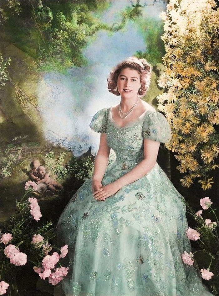 Nữ hoàng Anh sở hữu học vấn ấn tượng nhờ phương pháp giáo dục đặc biệt-5