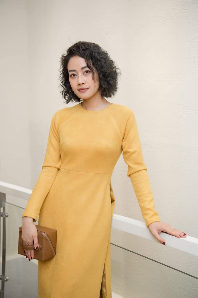 Học lỏm bí quyết để tóc ngắn tươi trẻ, cuốn hút như MC Phí Linh-14