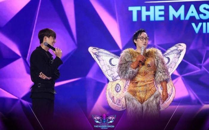 Ca Sĩ Mặt Nạ: Không bất ngờ, Bướm Mặt Trăng chính là thánh mưa Trung Quân Idol!-5