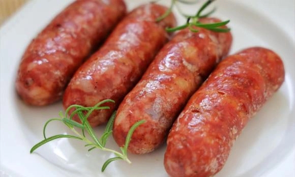 5 loại thực phẩm phá hủy collagen trên da-3