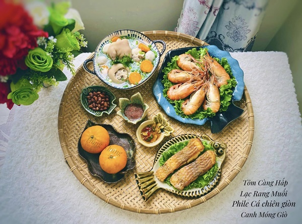 Mẹ đảm Vũng Tàu khoe loạt mâm cơm gia đình đầm ấm sau đại dịch, nhìn đẹp mắt hấp dẫn không thua nhà hàng-6