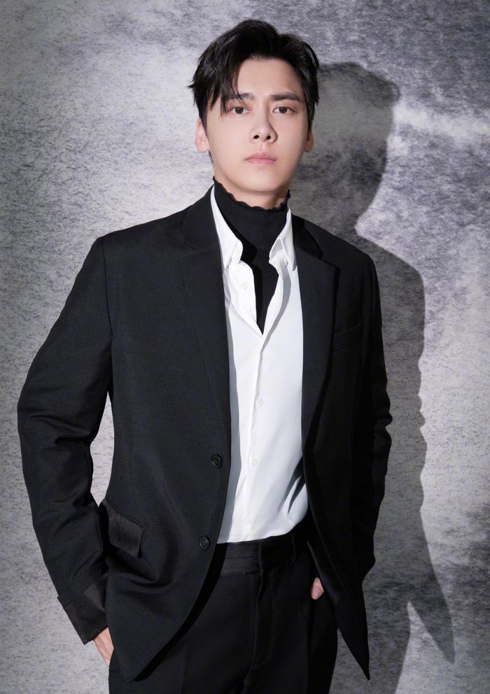 Lý Dịch Phong lộ đời tư thác loạn trước khi bị bắt vì mua dâm nhiều lần-5