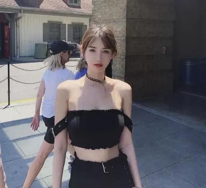 Lý Dịch Phong lộ đời tư thác loạn trước khi bị bắt vì mua dâm nhiều lần-1