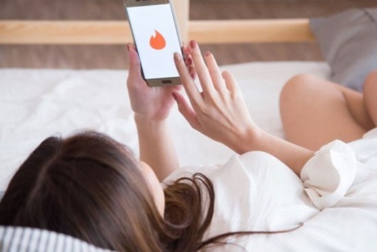 Yêu nhau say đắm 2 năm chàng trai mới bàng hoàng phát hiện ra bạn gái mình là đàn ông