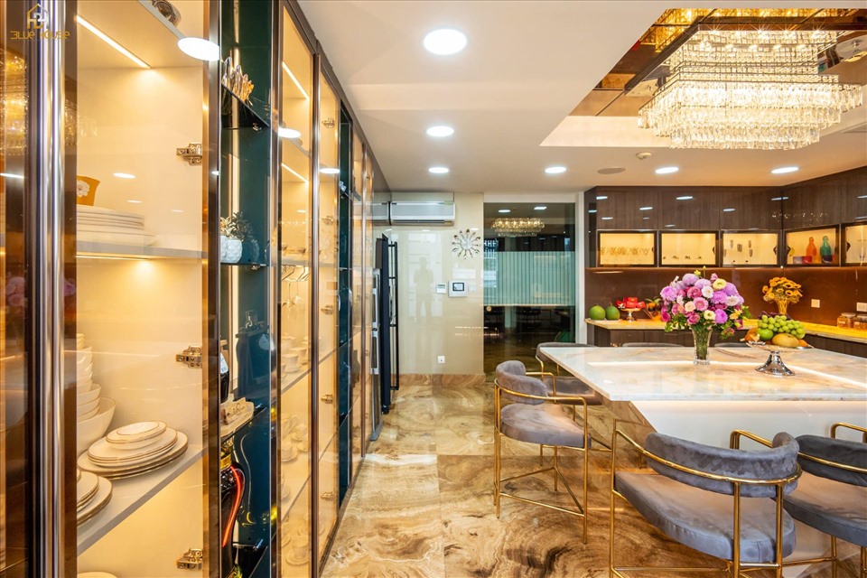 Choáng ngợp với biệt thự 100 tỷ của Đàm Vĩnh Hưng, từng góc bên trong ai cũng phải xuýt xoa vì độ xa xỉ-9