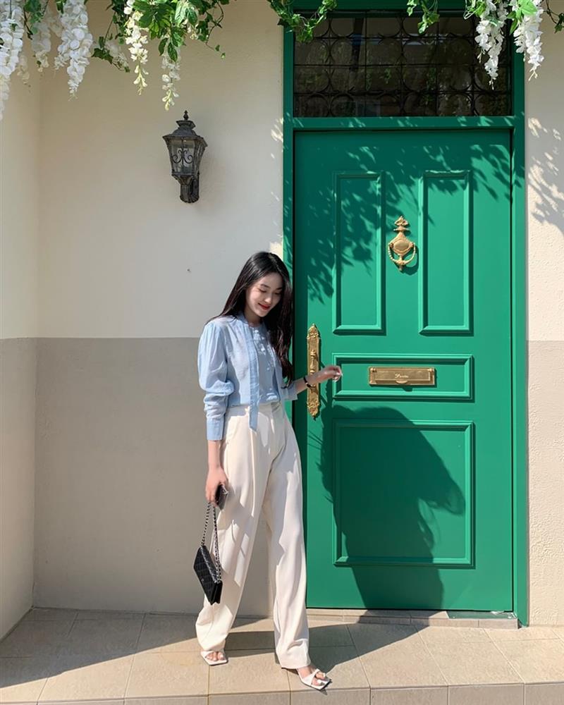 10 set đồ chứng minh khả năng hack tuổi hiệu quả của quần âu sáng màu-5