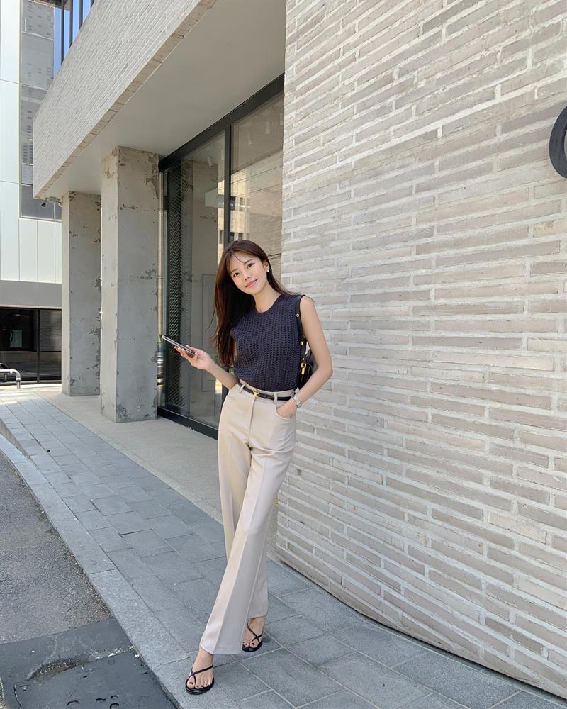 10 set đồ chứng minh khả năng hack tuổi hiệu quả của quần âu sáng màu-8