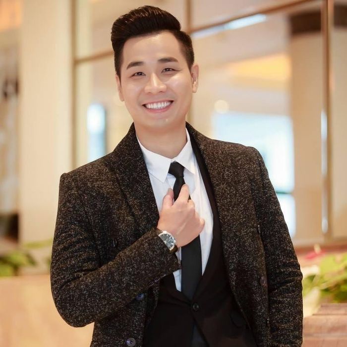 MC Nguyên Khang cùng loạt nghệ sĩ bày tỏ thương cảm, động viên Hiền Hồ gây bức xúc-3