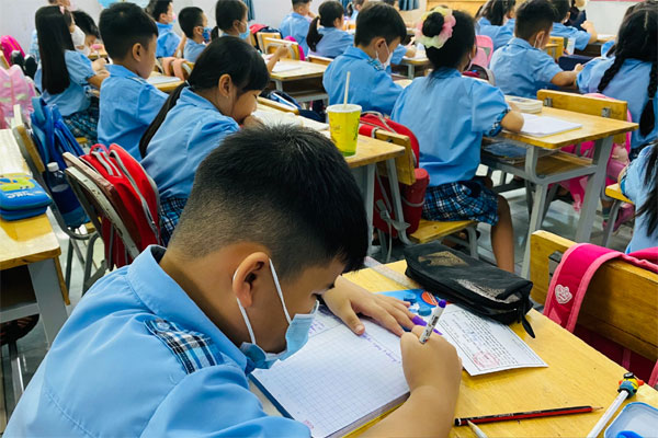 Sách giáo khoa mới có thực sự giảm tải?-2