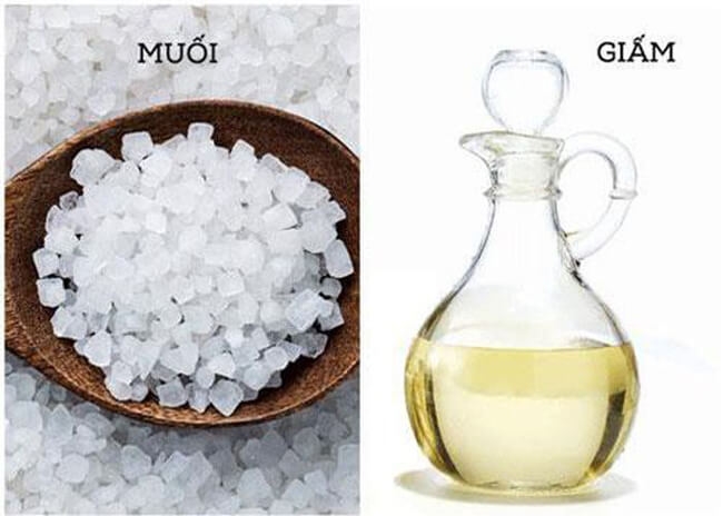 Gạch men bị ố vàng rỉ sét, chỉ cần làm như này là bề mặt gạch trắng sáng lại ngay-3