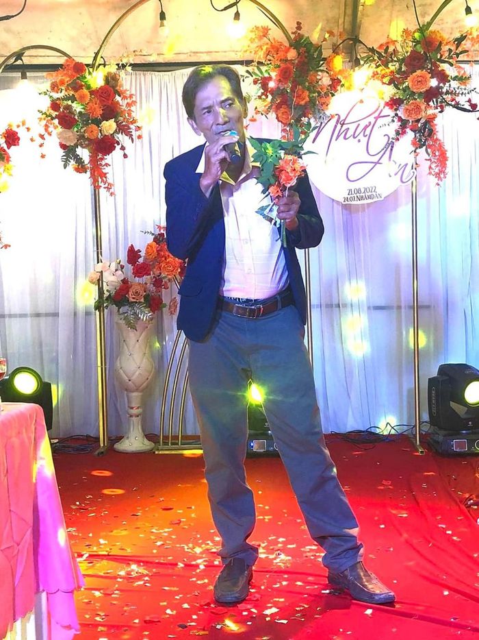 Xong phim mới, Thương Tín phải về quê chữa chân hậu đột quỵ-1