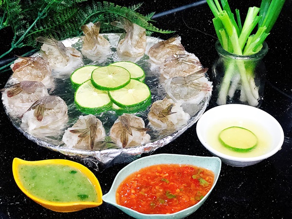 Chị em sành ăn nhất định đừng bỏ qua cách làm gỏi tôm sốt tái chanh lạ miệng hấp dẫn-2
