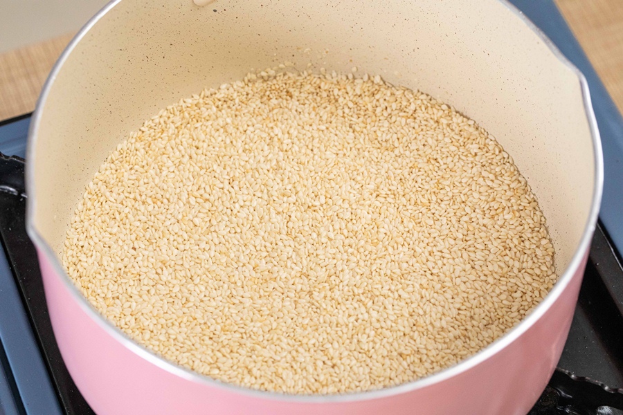 Snack rong biển tẩm vừng giòn tan thơm ngon-1