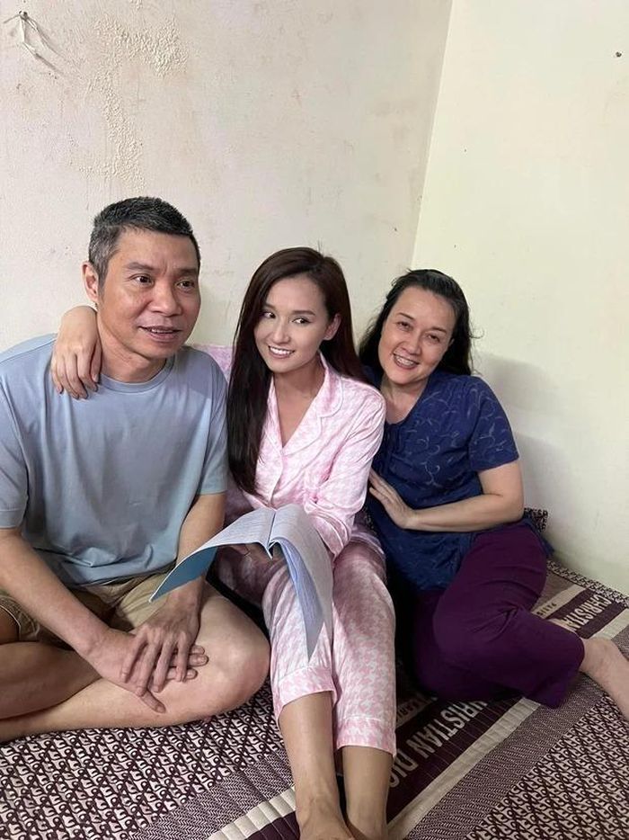 Vân Dung kể lại giây phút đoàn phim xúc động vì NSND Công Lý trong Chồng cũ, vợ cũ, người yêu cũ-3