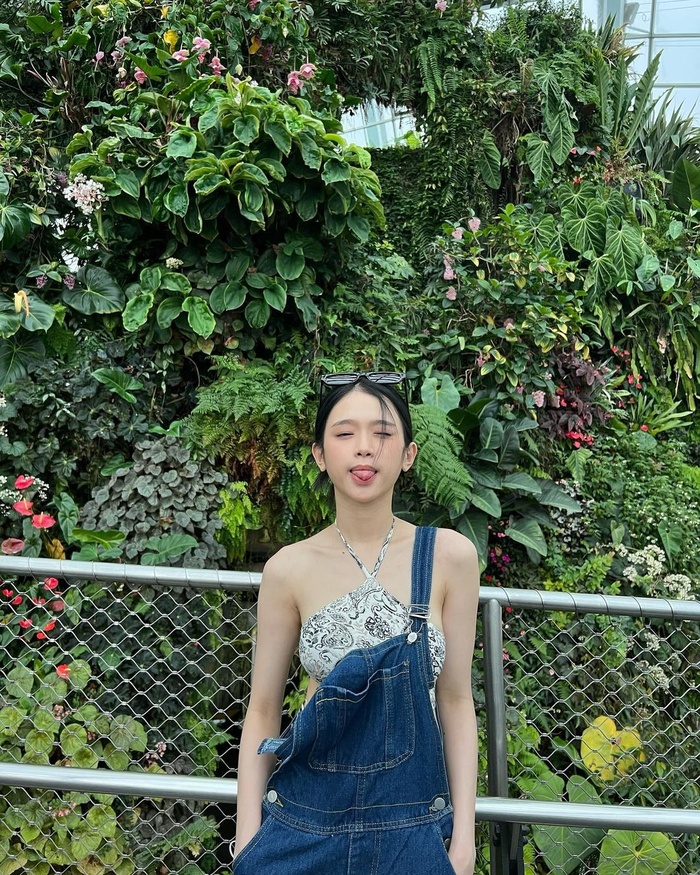 Nhan sắc ngày càng nóng bỏng của Linh Ka ở tuổi 20-4