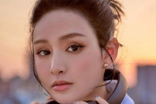 Người mẫu qua đời vì ngã từ quán bar trên tầng thượng ở New York-3