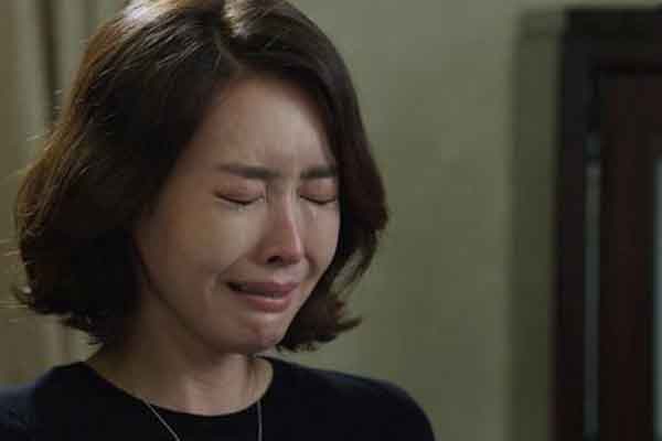 Chúng tôi lắp camera quan sát mẹ nhưng chẳng ngờ tình huống này xảy ra khiến tất cả ân hận-2