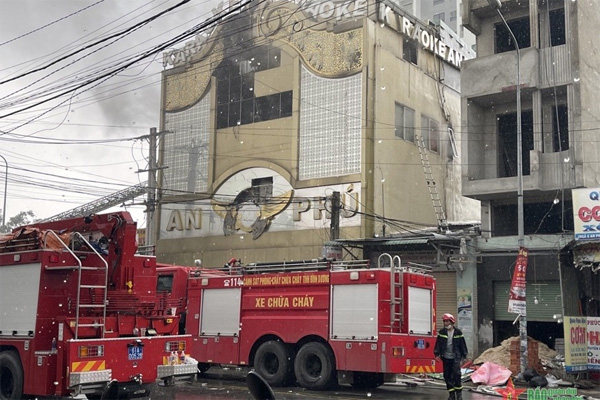 Vụ cháy quán karaoke làm 32 người tử nạn: Chuông báo cháy từng báo cháy giả trước đó 4 ngày-2