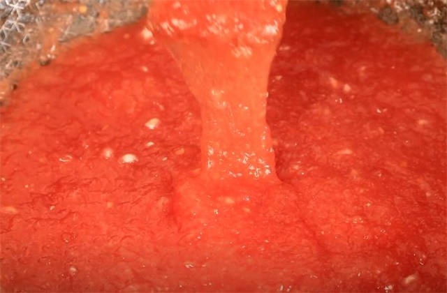 Mẹ khéo tay tự làm kẹo chua ngọt từ loại quả có sẵn trong bếp, bổ dưỡng và an toàn cho bé-5