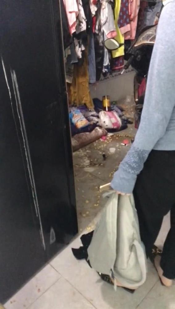 Níu kéo bất thành, chàng trai lẻn vào phòng bạn gái cũ tạo ra cảnh tượng khó tin-2