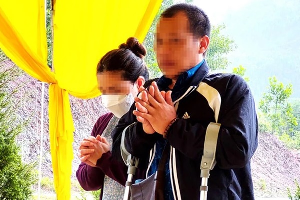 Vụ gửi con đi chữa bệnh nhận về hũ tro cốt: Hỏa thiêu thi thể trong xô sắt-3