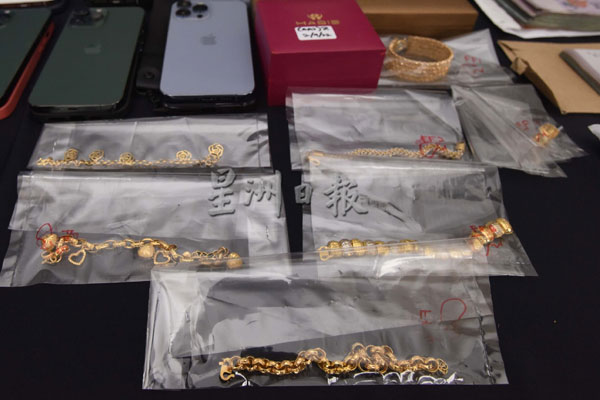 Người tù thường xuyên mơ thấy điều kỳ lạ, phía sau là chuyện không ngờ-4