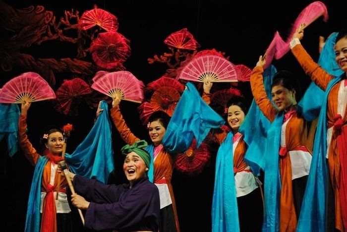 Vua hài đất Bắc Xuân Hinh: Thu nhập khủng nhưng tiêu tiền kiểu nhà nghèo-2