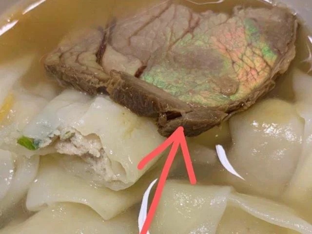 Thịt bò ánh lên sắc cầu vồng, ăn được hay phải bỏ đi: 90% không biết câu trả lời chính xác-2