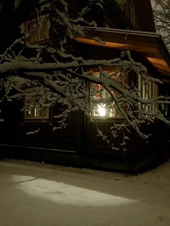 Hé lộ không gian sống tại Nga của gia đình thủ môn Đặng Văn Lâm-24