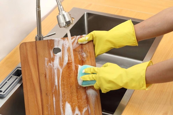 3 vật dụng trong nhà bếp dễ gây xơ gan nhưng ít ai để ý-2