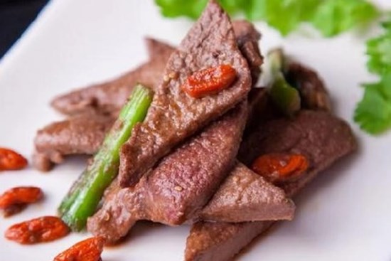 Những đại kỵ khi ăn gan lợn để tránh nhiễm độc, bệnh chuyển nặng hoặc gây dị tật thai nhi