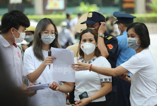 Điểm chuẩn trúng tuyển vào Trường ĐH Ngoại thương dự kiến cao nhất 28,9 điểm-1