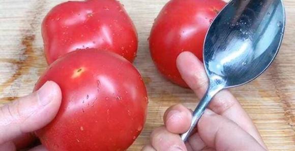 Không dùng nước sôi để lột vỏ cà chua, dạy bạn một phương pháp đơn giản, lột vỏ trong 10 giây-2