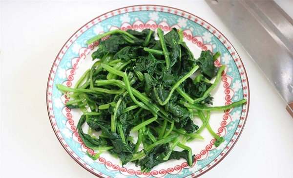 Ngày thu làm món miến xào ăn rất ngon, dinh dưỡng đầy đủ và công thức lại đơn giản-5