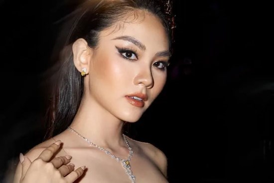Tranh cãi Hoa hậu Mai Phương bán vương miện