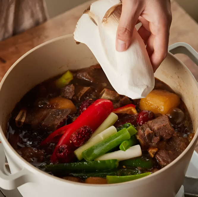 Học người Hàn cách nấu món bò hầm mềm ngọt-7